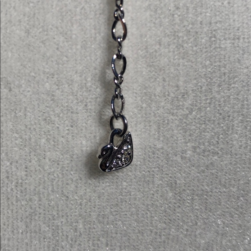 Swarovski pink cluster necklace - Picture 4 of 4